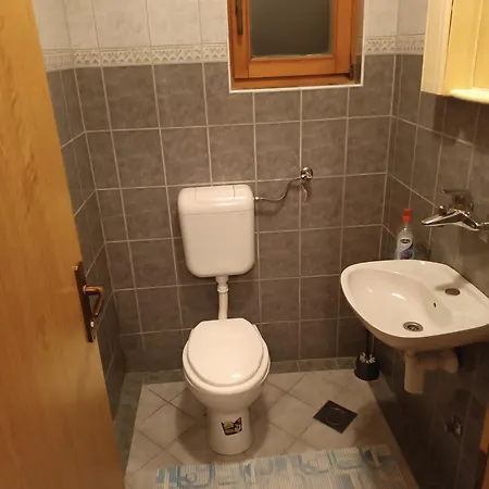 Vlasic, Babanovac, Vikendica Ante Vlasic